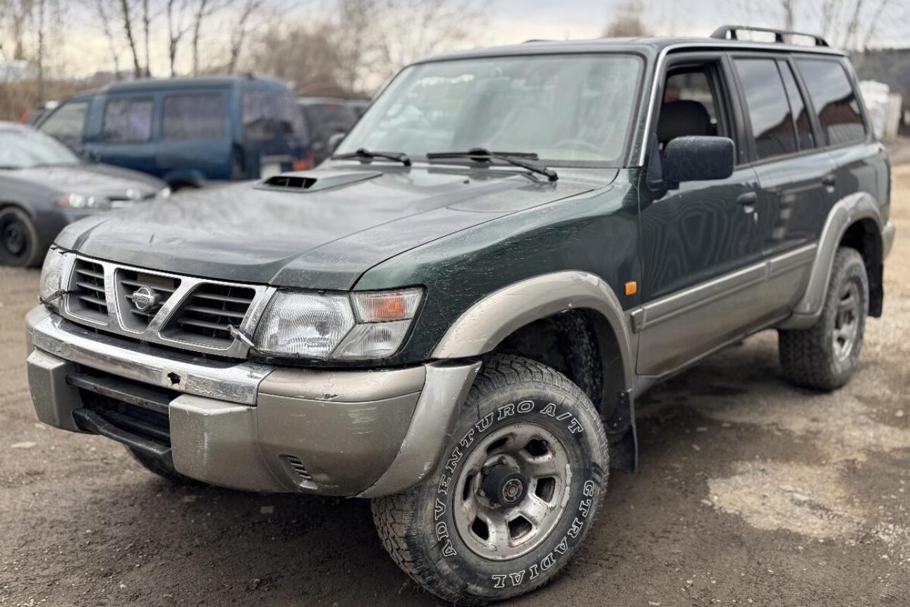 Nissan Patrol Y61 vagon